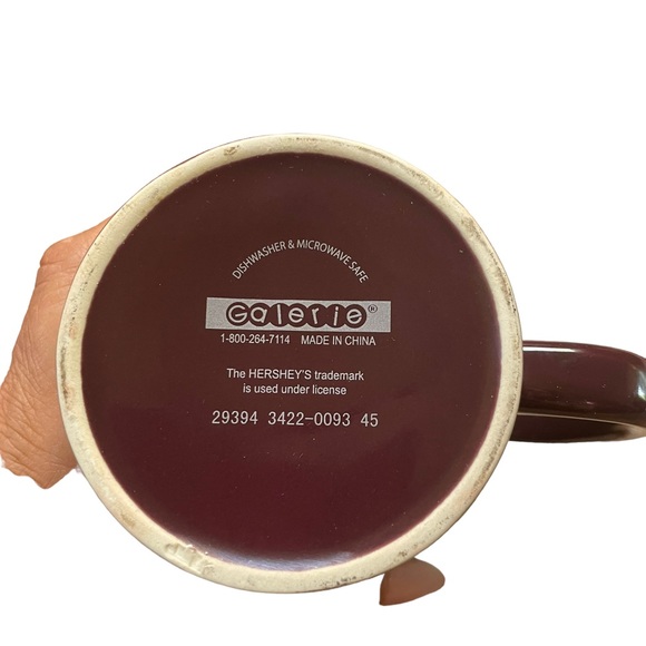 HERSHEYS HOT CHOCOLATE 2 MUG SET W/ HERSHEYS KISSES CANDY JAR ALL COLLECTOR - Picture 8 of 8